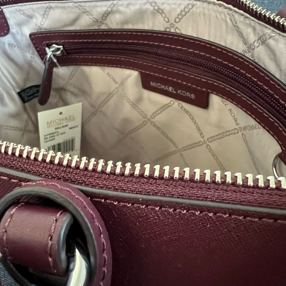 NWT MICHAEL KORS SULLIVAN SMALL CONVERTIBLE TOP ZIP LEATHER TOTE - Picture 7 of 11